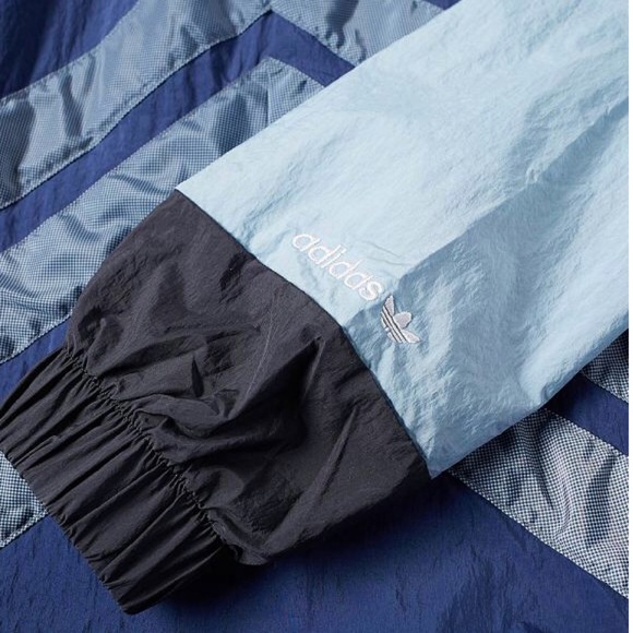 Vintage Retro Rare Adidas V-Stripes Windbreaker Pullover - Picture 6 of 8